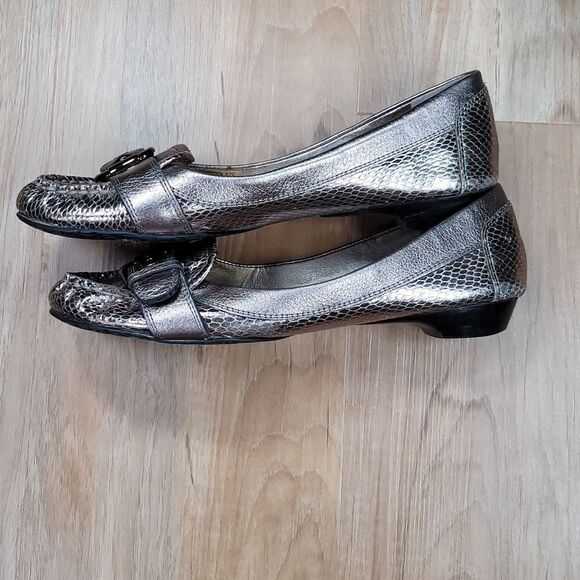 🔹️Arturo Chiang Bronze Buckled Leather Loafers Size 8.5 - Picture 7 of 15